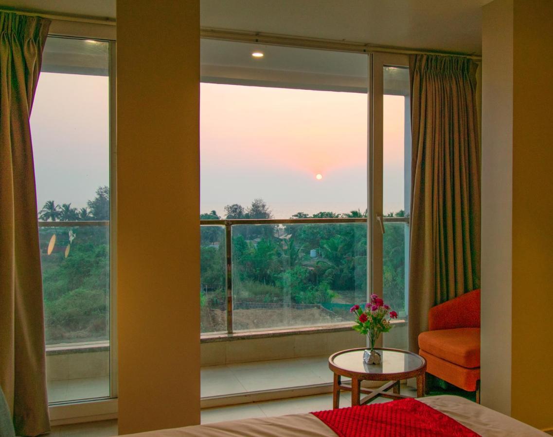 Octave Rococco Morjim Otel Pernem Dış mekan fotoğraf
