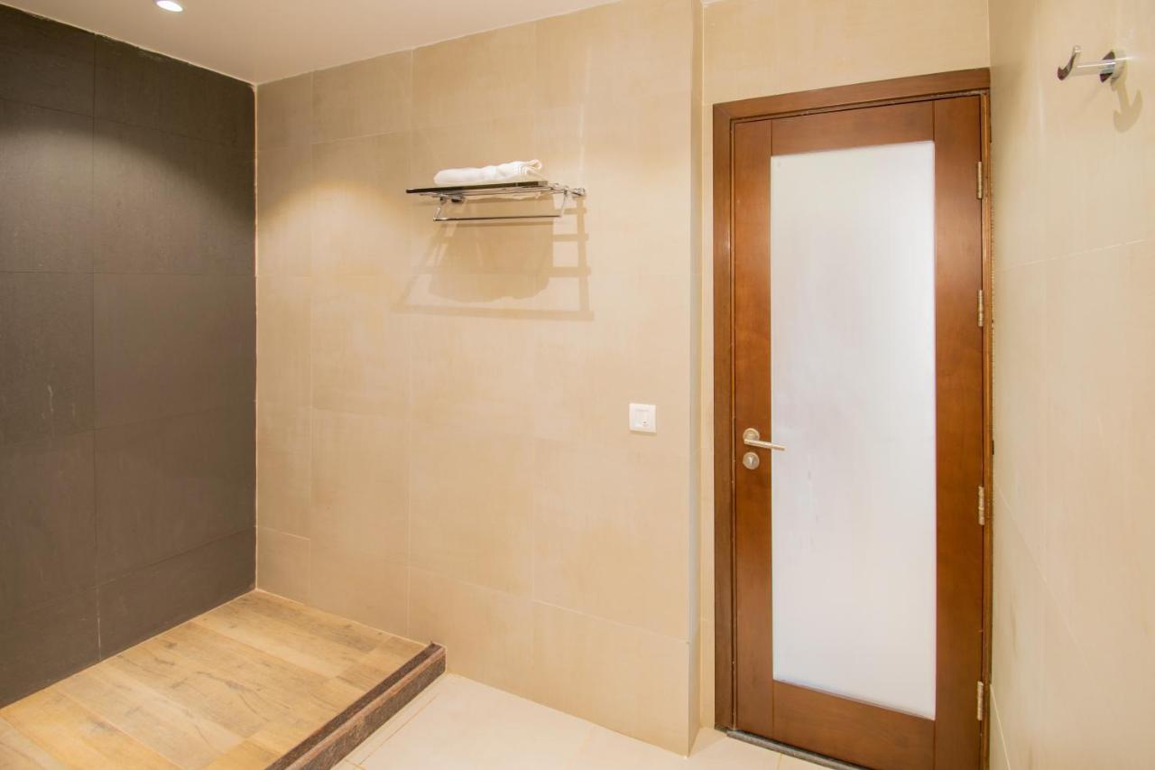 Octave Rococco Morjim Otel Pernem Dış mekan fotoğraf