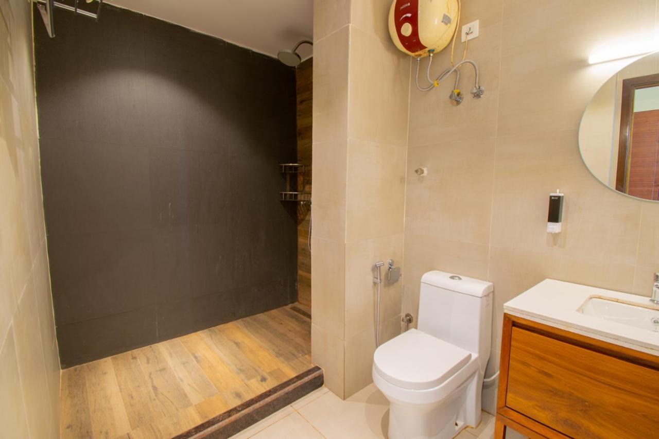 Octave Rococco Morjim Otel Pernem Dış mekan fotoğraf