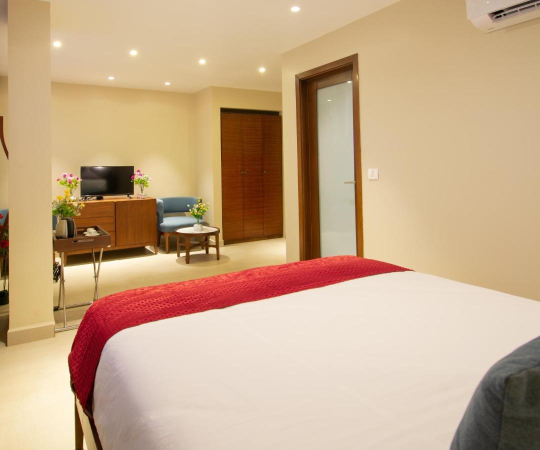 Octave Rococco Morjim Otel Pernem Dış mekan fotoğraf