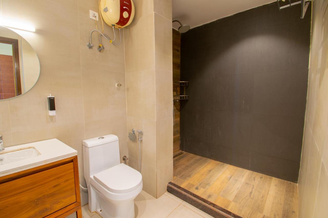 Octave Rococco Morjim Otel Pernem Dış mekan fotoğraf