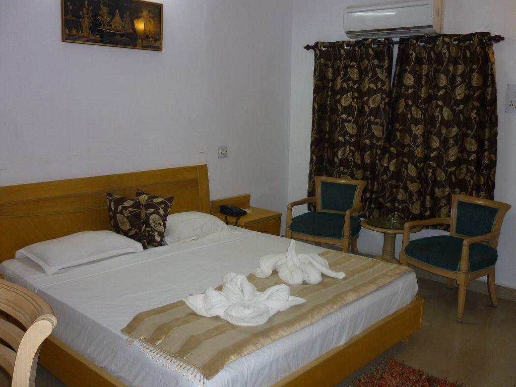 Octave Rococco Morjim Otel Pernem Dış mekan fotoğraf